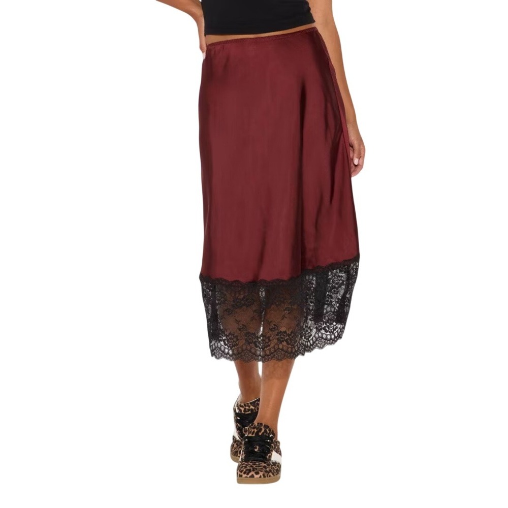 Wild Fable Women's Burgundy Lace Trim Satin Lingerie Slip Skirt Size Small